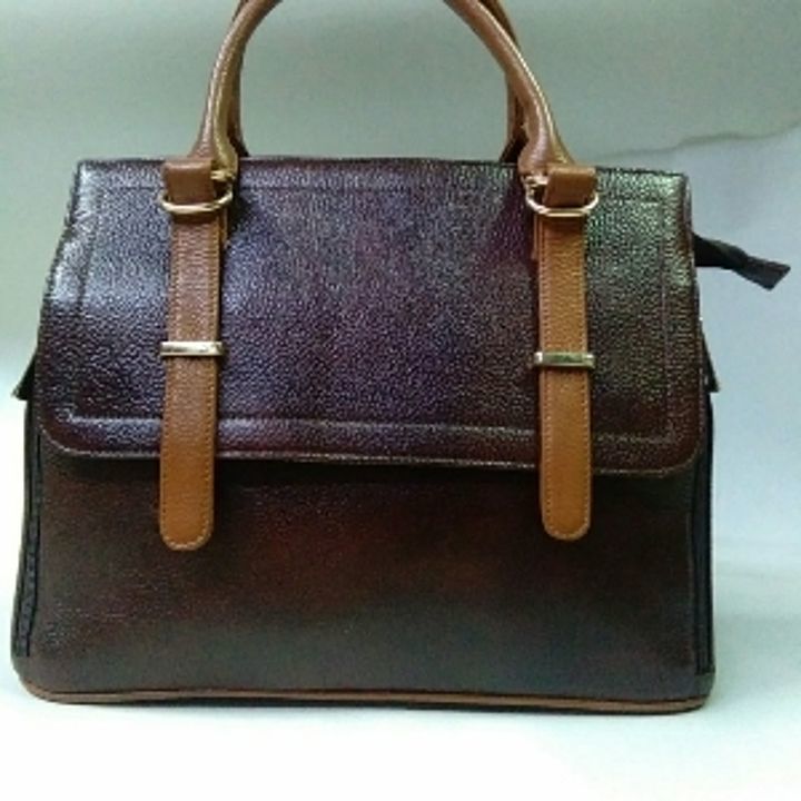 Natural leather ladies bag uploaded by Kama leathers on 8/9/2020