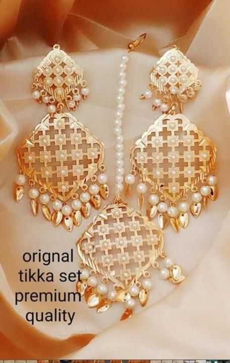 Earrings n tikka set uploaded by business on 6/4/2021
