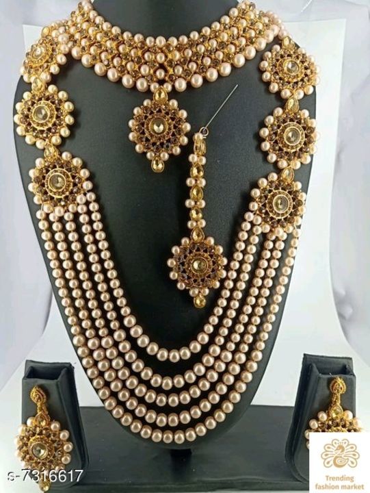 Post image If you want beautiful jewellery then please chat me some jewellery pics are given below -----------------------------------