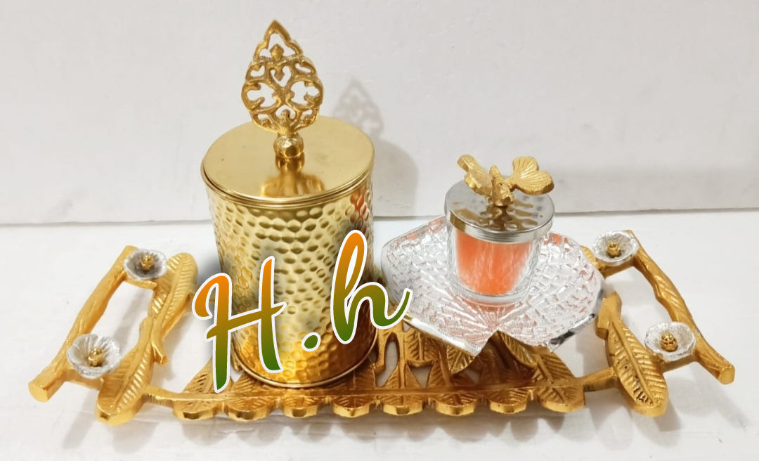 Metal Tray Gift Hamper uploaded by Hina Handicrafts on 6/6/2021