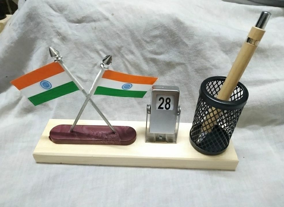 Wooden pen Holder with Indian Flag uploaded by Kavya collection on 8/11/2020
