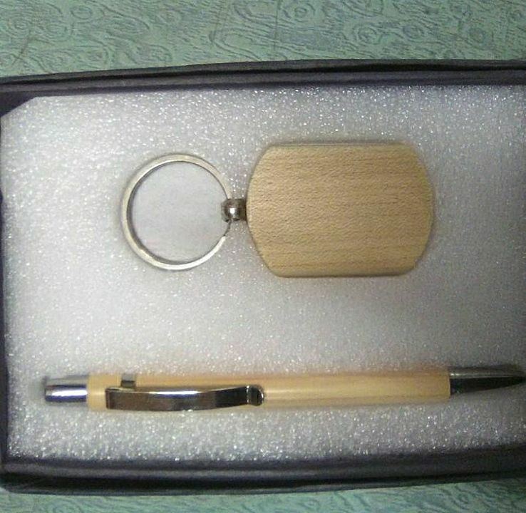 Keychain with pen set uploaded by Kavya collection on 8/11/2020