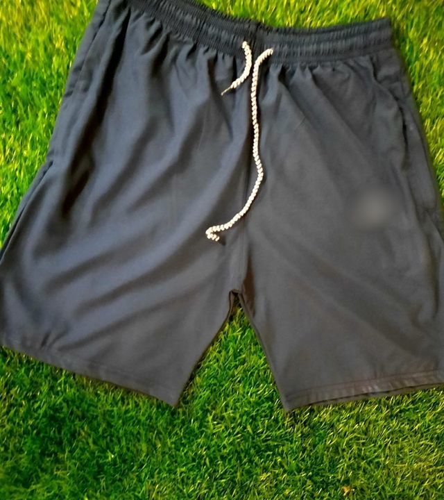 Product image of Mens black shorts, price: Rs. 90, ID: mens-black-shorts-93d98b82