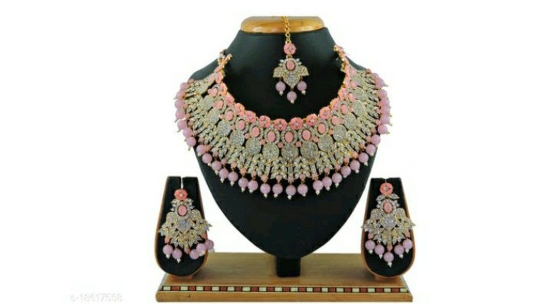 Jewellery uploaded by business on 6/8/2021