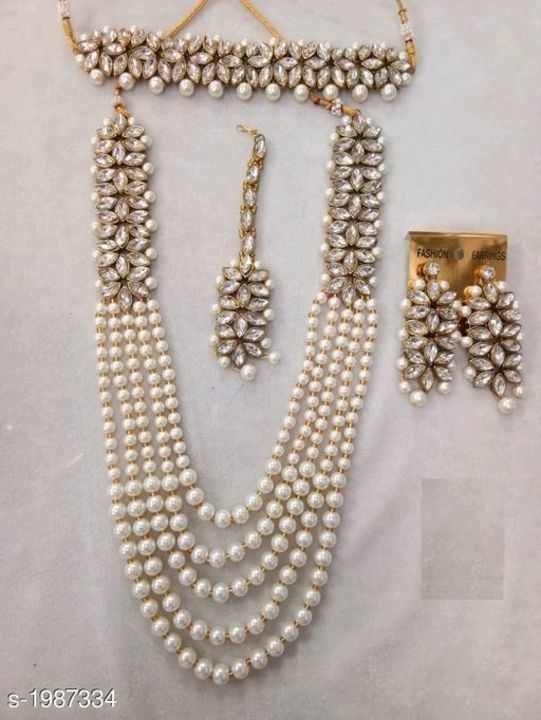 Fancy jewelry set uploaded by business on 6/9/2021