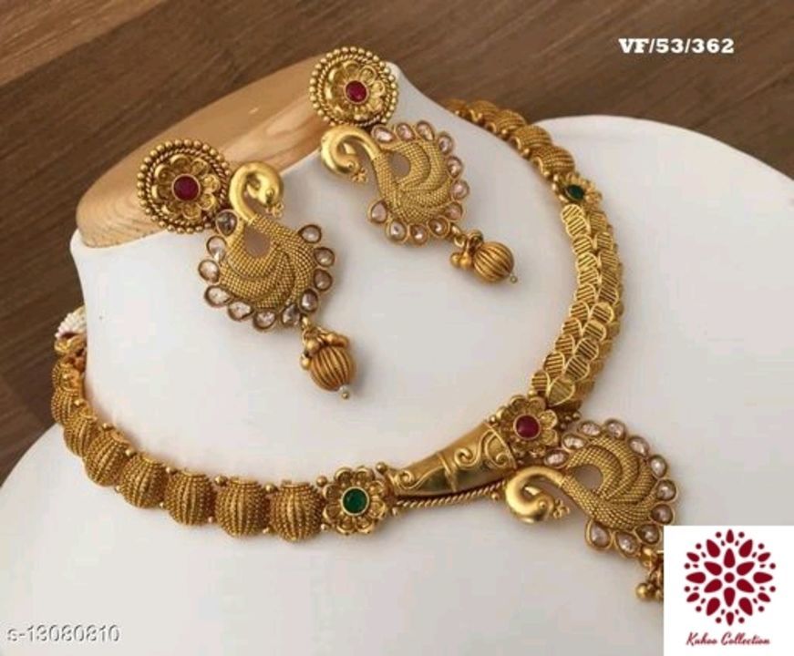 Gold necklace uploaded by Krati Jain on 6/10/2021