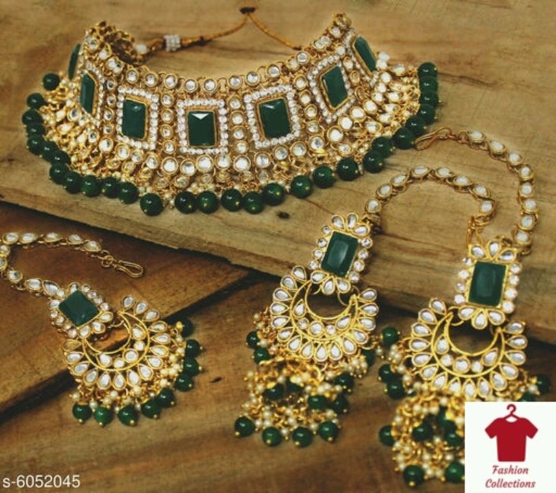 A beautiful kundan necklace uploaded by business on 6/10/2021