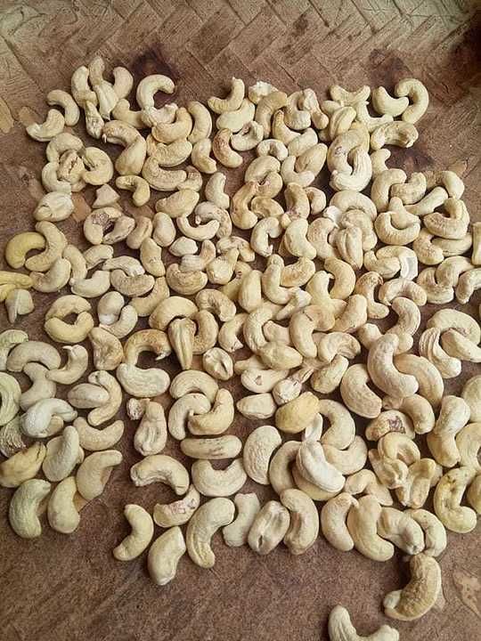 Cases nuts grade 240 per kg rates uploaded by Radha Enterprises on 8/12/2020