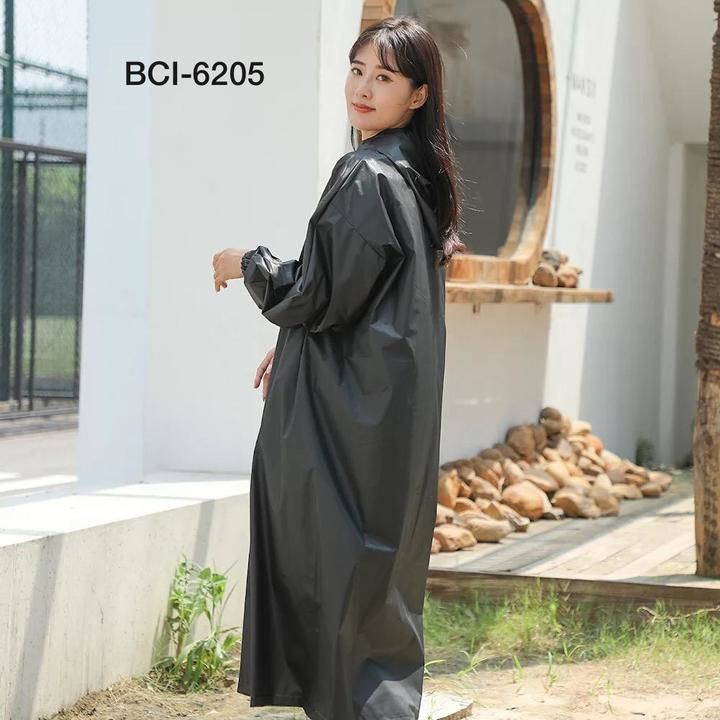 Product image with price: Rs. 500, ID: raincoat-5c87e731