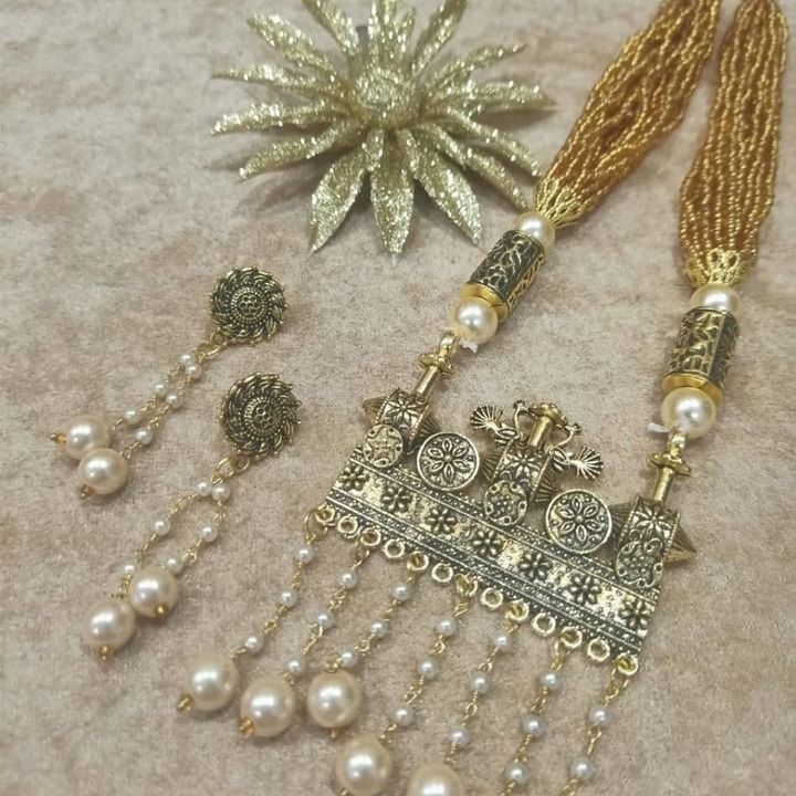 Fancy pearl necklace uploaded by Kshrija on 6/12/2021