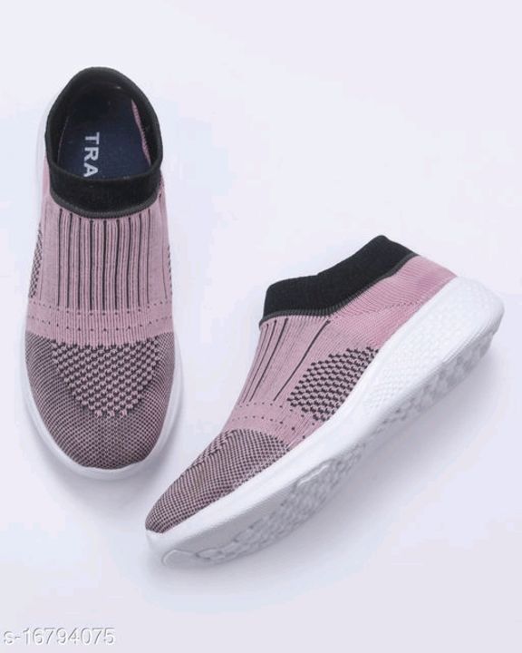 Latest Fashionable Wo Men Sports Shoes

Catalog Name:*Latest Fashionable Wo Men Sports Shoes*
Materi uploaded by business on 6/13/2021