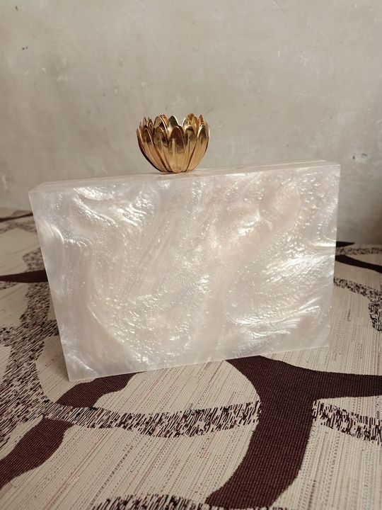 Plain Resin Clutch uploaded by business on 6/13/2021