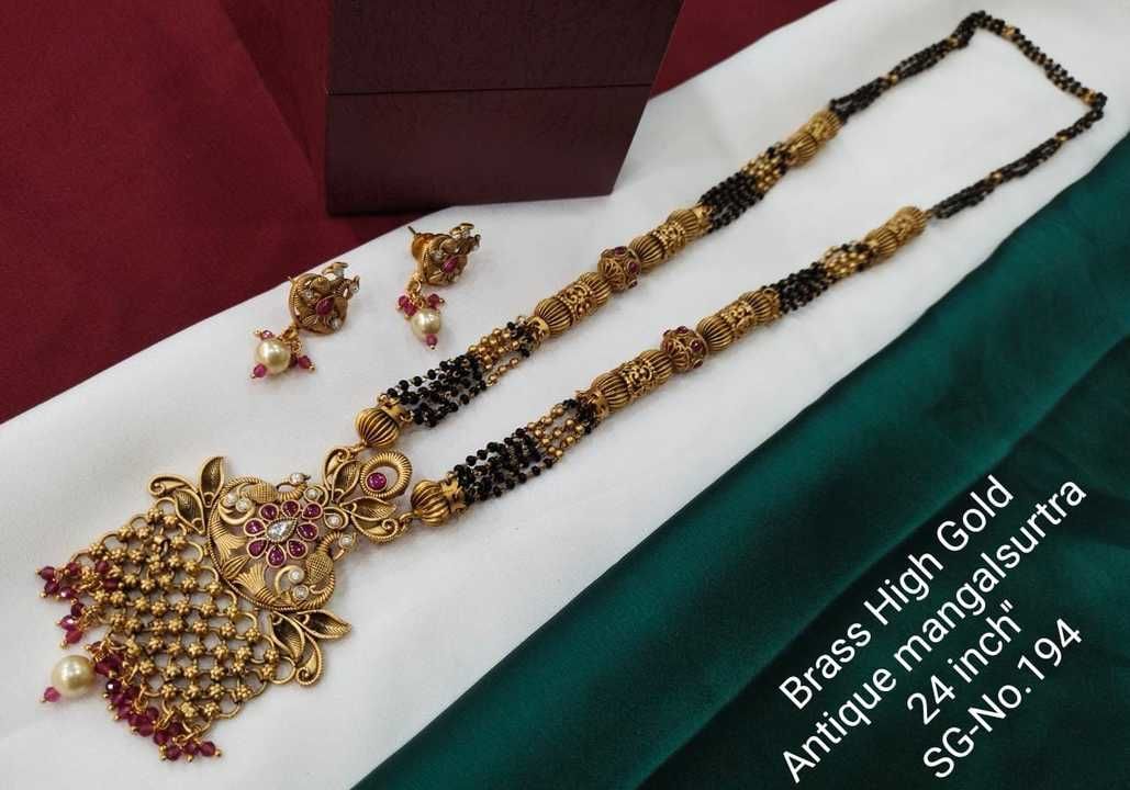 Post image Rajmandir Faishion jewellers
New ad color ston bangles hi gold gurrented police Forming jewellery