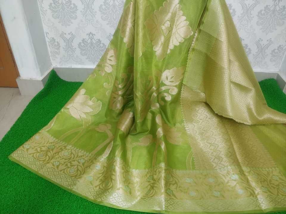 Kora check silk saree  uploaded by business on 6/14/2021