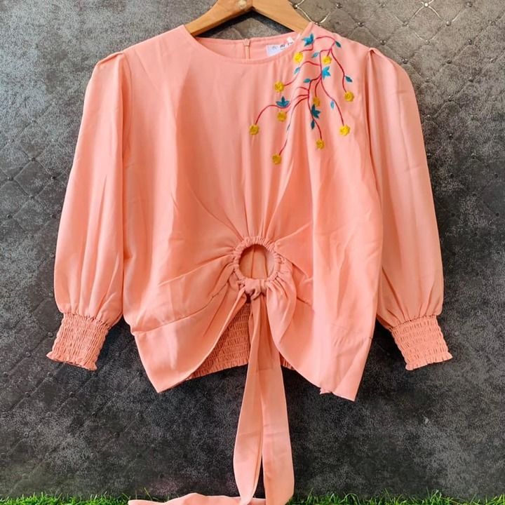 Post image 🌸🌸🌸🌸🌸🌸🌸

Imported stuff’s present embroidery val n pearl work designer sleeve baloon top

Premium quality shiffom fabric

Size:- fit up to 36-38inch (FREE SIZE)(s m)

Length:-18-19 inch

Colours:-5

Rate:-725/-₹+$ Per piece

Fixed rate Limited stock only

As priority supply....

Note:- this all pics take under showroom lights

*you can verify shade before place order n asked us origional pics we dont have any issue...

Shade difference complain we cant accept u can asked twice before order...

🙏🙏🙏🙏🙏🙏