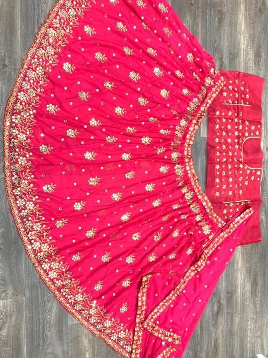 Lehengha choli with dupatta uploaded by Vibha Clothing on 6/14/2021