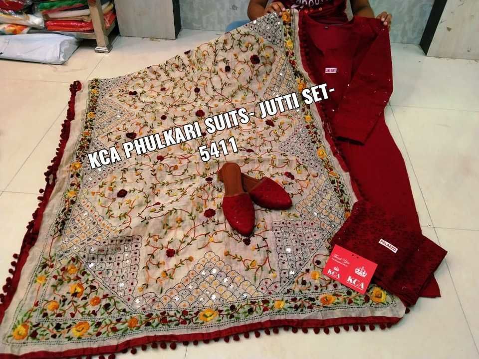 Post image I want 1 KGs of Fulkari dupatta, kurti with plazo nd juti.
Chat with me only if you offer COD.
Below are some sample images of what I want.
