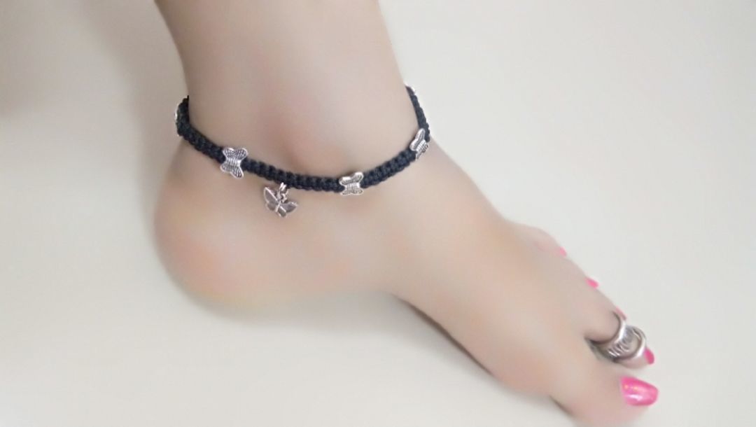 Thread Anklets  uploaded by business on 6/16/2021