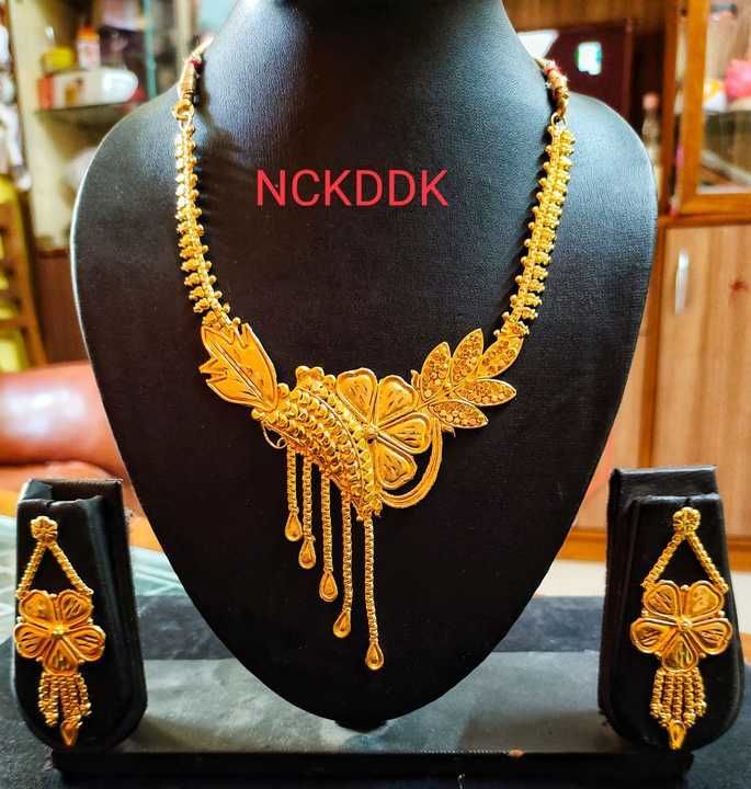 Neacklace set uploaded by business on 6/16/2021