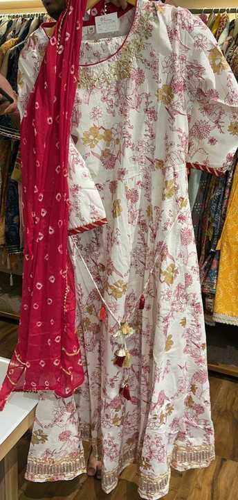 Post image Pure cotton floral print anarkali kurti with beautiful gota work &amp; tassels paired with cotton print pant &amp; bandhni shiffon duppata.......
Size 38 40 42 44
MRP 1599 free ship
