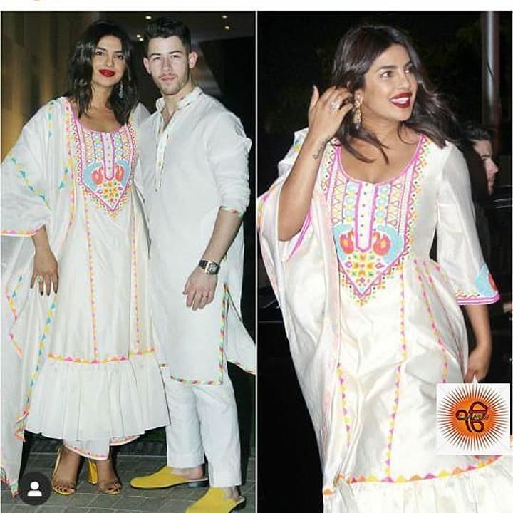 *_🧖🏻‍♀️ Priyanka  Chopra 🧖🏻‍♀️_*
             *_Dress_* uploaded by Fashion hub on 8/15/2020