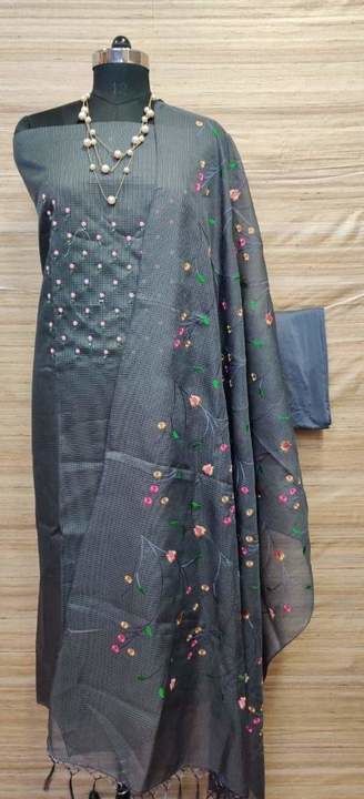 Lilen by cotton piyor shilk fabric sute uploaded by Md Sufiyan handloom manufacturing on 6/22/2021