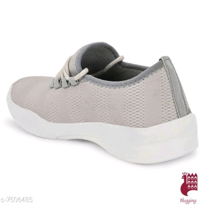 Shoes uploaded by Online Selling Marketing on 6/22/2021