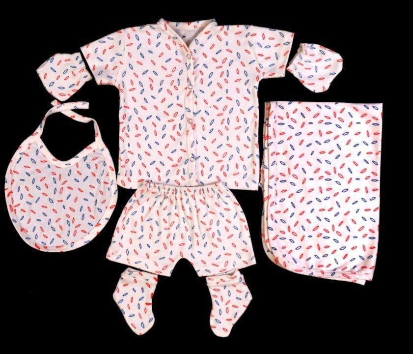 Borm Baby dress Gift set uploaded by ILAMS GARMENTS on 6/22/2021