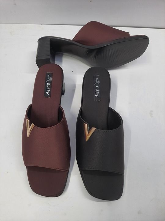 Pu block heels uploaded by Lily Footwear on 6/23/2021