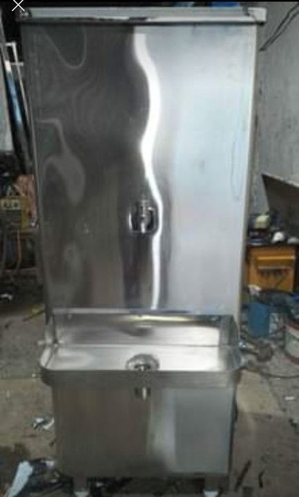 Water cooler uploaded by Erum steel and refrigeration on 6/23/2021