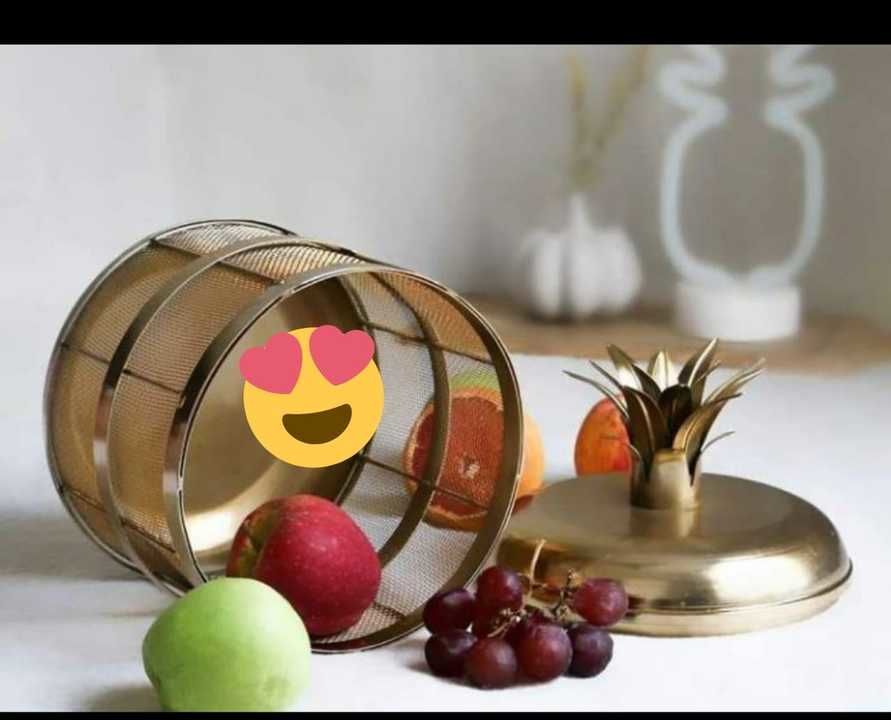 Product image of Pine apple fruit basket, price: Rs. 1499, ID: pine-apple-fruit-basket-fd3576a7