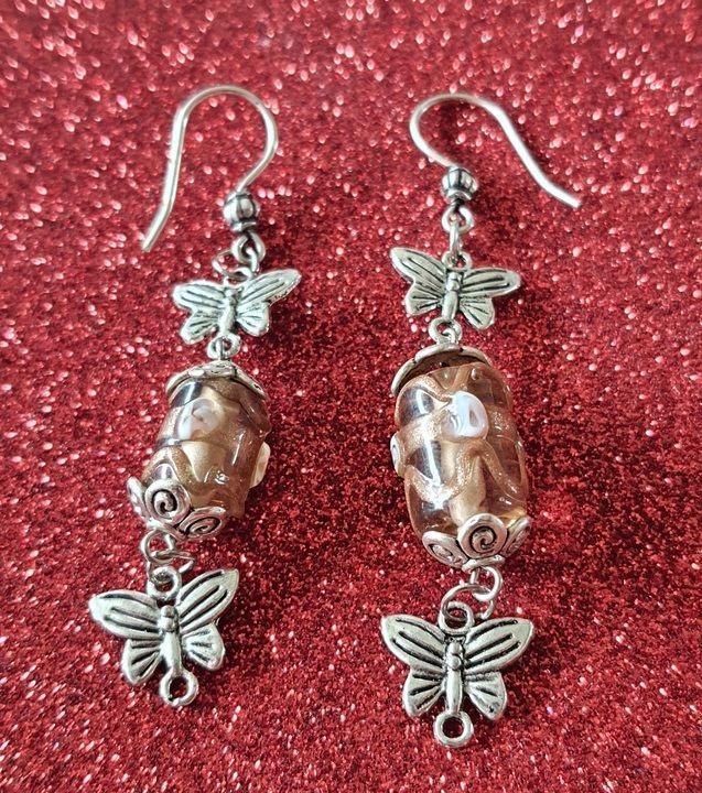 Handmade earrings  uploaded by business on 6/24/2021