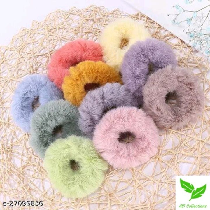 Post image *Shimmering Glittering Women Hair Accessories* Material: Fur
Pack of 12