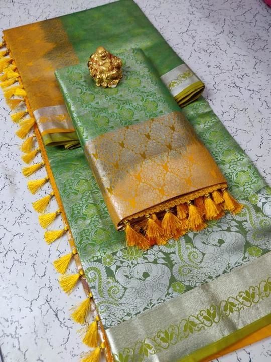 Post image *👸EXCLUSIVE BRIDAL  SAREE COLLECTIONS WITH FANCY TESSEL🧵*
 *🧵100% Genuine Quality products*
 *🧵Brocade sarees*
 *🧵Kanchipuram pattern Rich jari Pallu* 
*🧵Extreme jari border Contrast Blouse*
*🧵saree length 6.30 mtrs and weight 0.900 grms(aprox)*
*🧵Cloth feel very soft*
*🧵Direct manufacture* 

 *🧵Resellers price Rs1450+$*
 *👉No Open pic of Sarees*