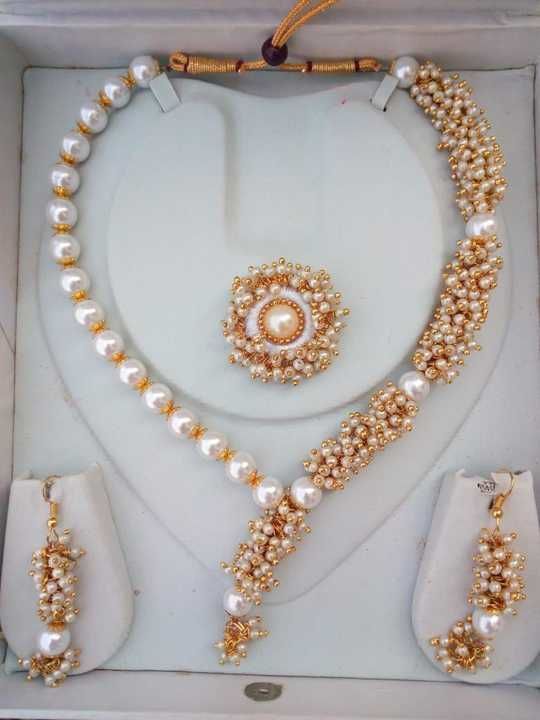 Pearl necklace uploaded by business on 6/26/2021