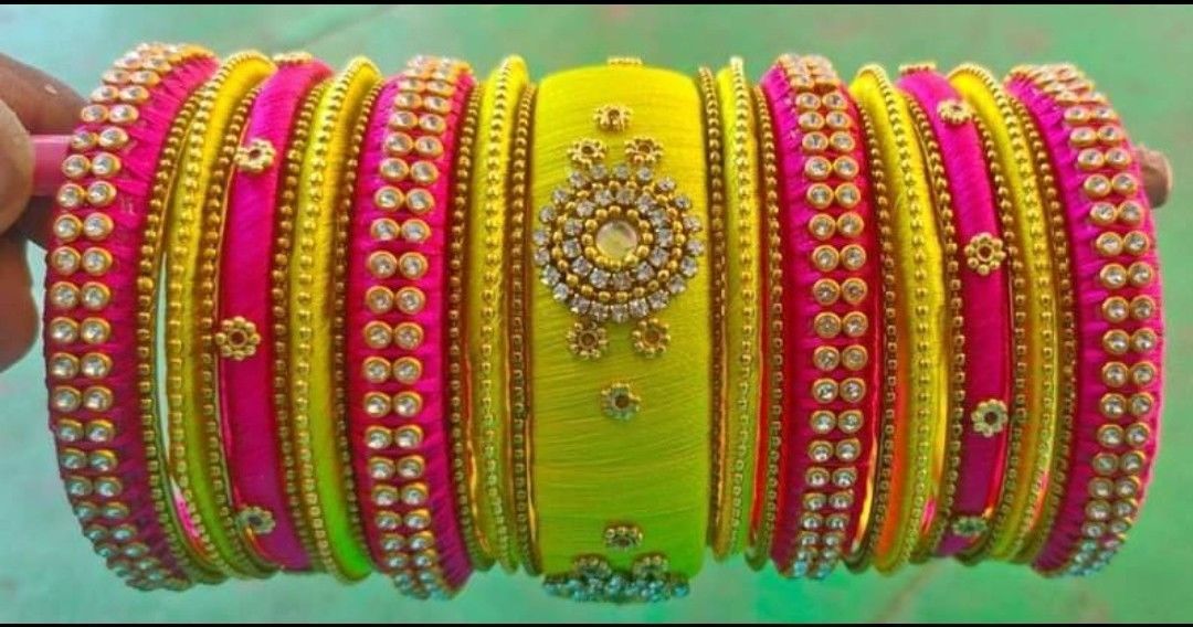Post image Silk thread bangles.
All sizes are available.
2.0,2.2,2.4,2.6,2.8,2.10,2.12
All colours available