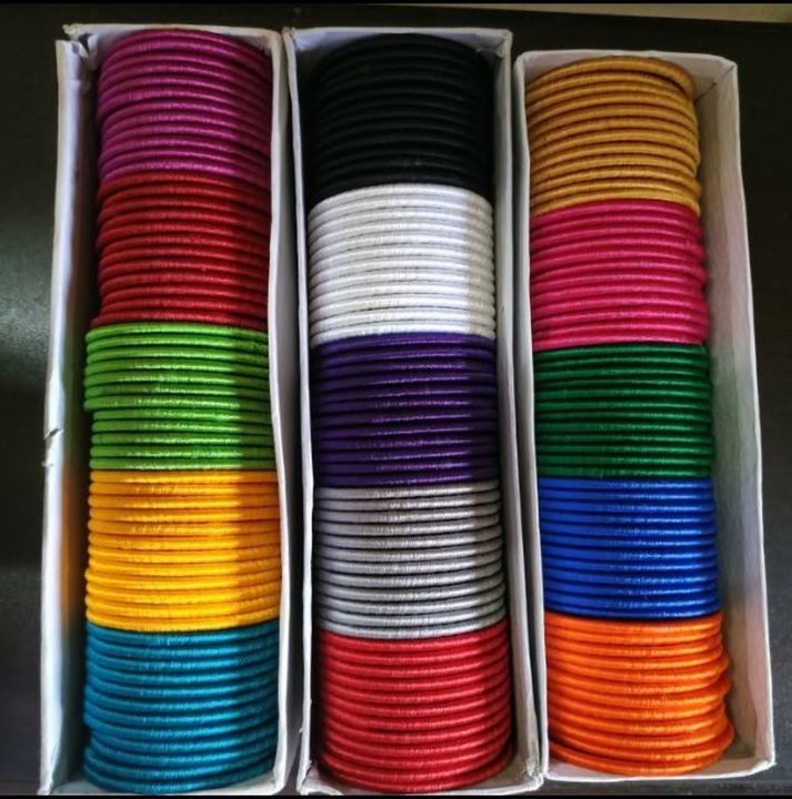 Post image Silk thread bangles.
All sizes are available.
2.0,2.2,2.4,2.6,2.8,2.10,2.12
All colours available