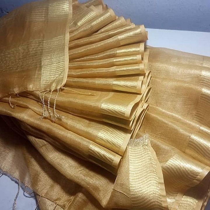 Tissue linen saree uploaded by business on 8/17/2020