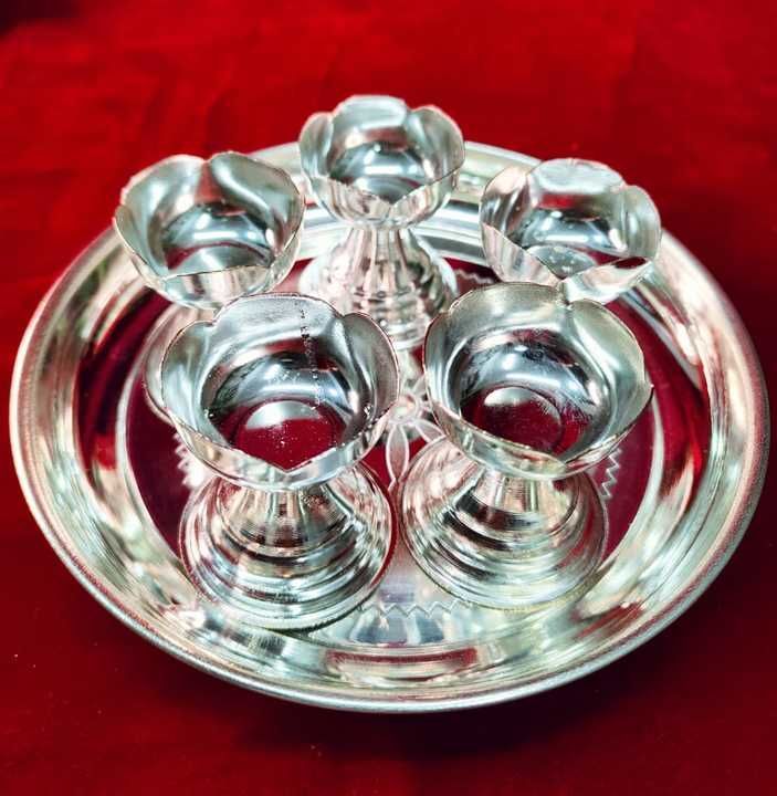 Post image *German silver plate + 6 flower shape 5 piece diya*

*700₹ free ship*