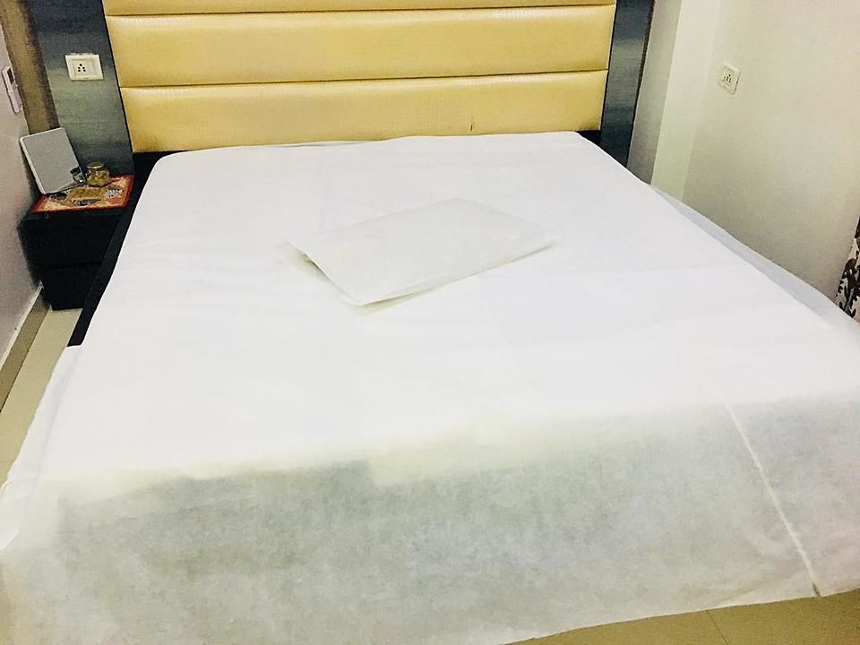 Disposable bedsheet uploaded by business on 8/17/2020