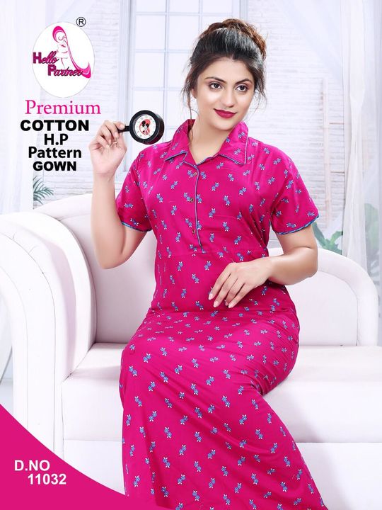 Post image *🥰Cotton pattern gown*🥰
*Brand : hello partner ®️*🥰
*🥰🥰Fabric : cotton*🥰🥰
*SIZE : Ragular (40-42 buzt)*🥰
*🥰as a 💯 % showroom qalitey”s*🥰
*🥰🥰Price : 430*🥰🥰