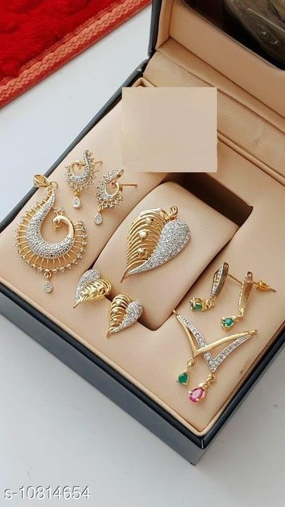 Feminine Unique Jewellery Sets uploaded by business on 6/30/2021