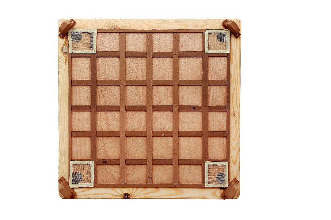 34×34  carom board 
FULLY POLICING 
SINGLE BOX PACK 
WITH BACK SIDE STAND 
HAWY BOARD 
WOODEN  uploaded by JK TOYS & SPORTS on 8/18/2020