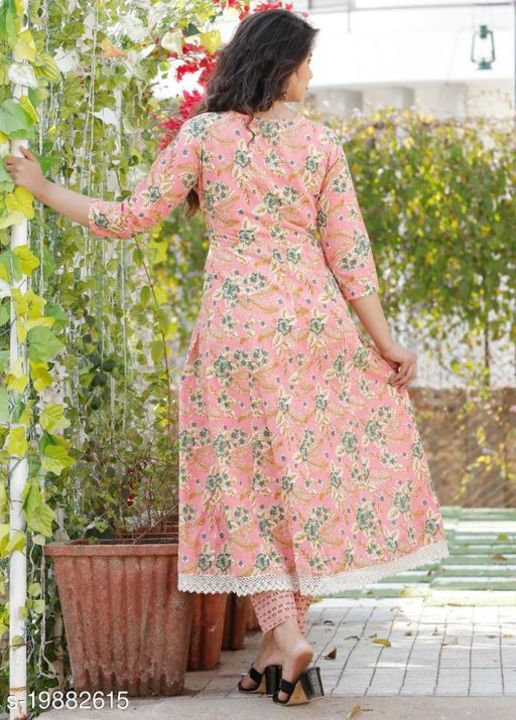 Kurta with pant and dupatta uploaded by Jireh trends on 7/1/2021