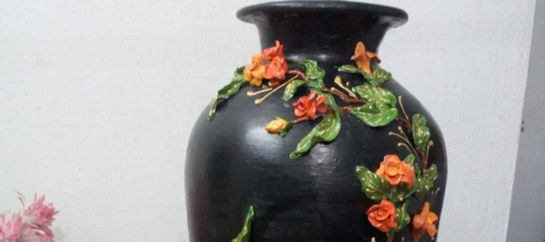 terecota flower vass