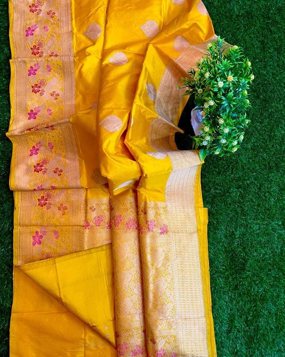Pure khaddi banarasi kataan Silk meenakari Saree uploaded by Rang-e-Banarasiya on 7/4/2021