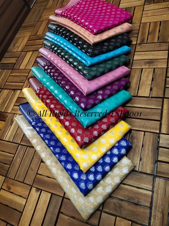 Post image We are the manufacturer of these types of banarasi sarees 😍