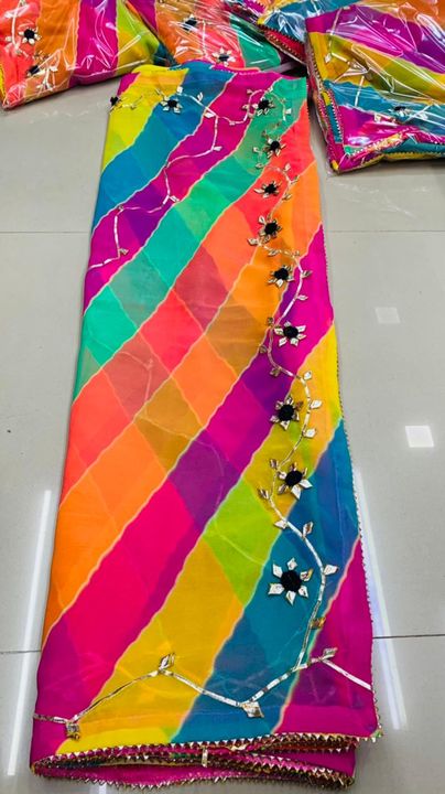 Post image I want this saree only manufacturing contact me.my contact number 6377720281