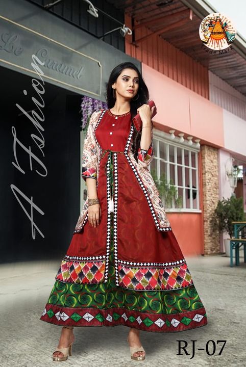 Long gown uploaded by Viva store on 7/4/2021