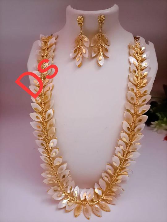 Jewellery uploaded by business on 7/4/2021